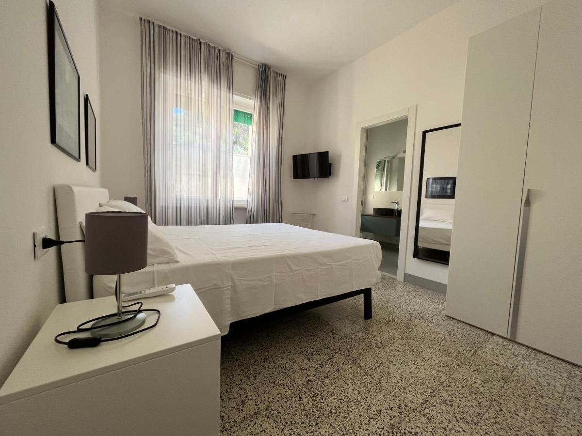 Bed And Coffee Rooms Portoferraio Bagian luar foto