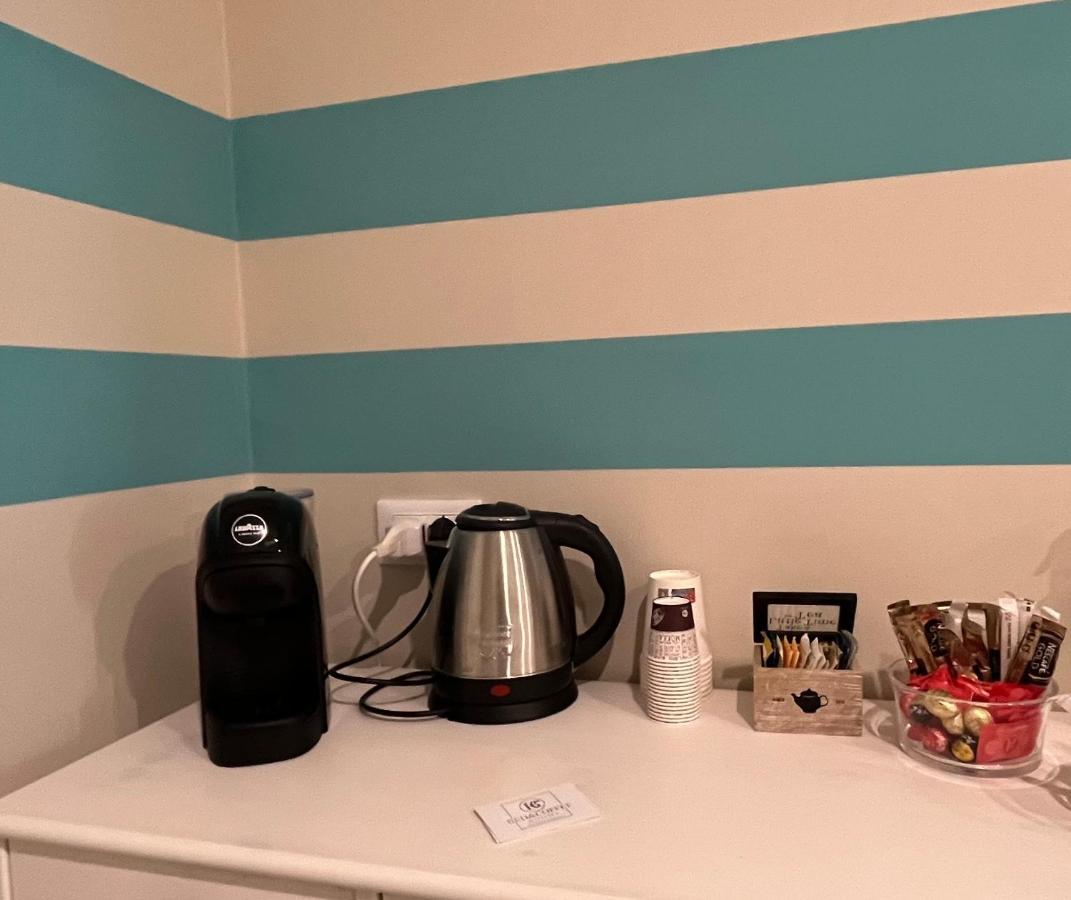 Bed And Coffee Rooms Portoferraio Bagian luar foto