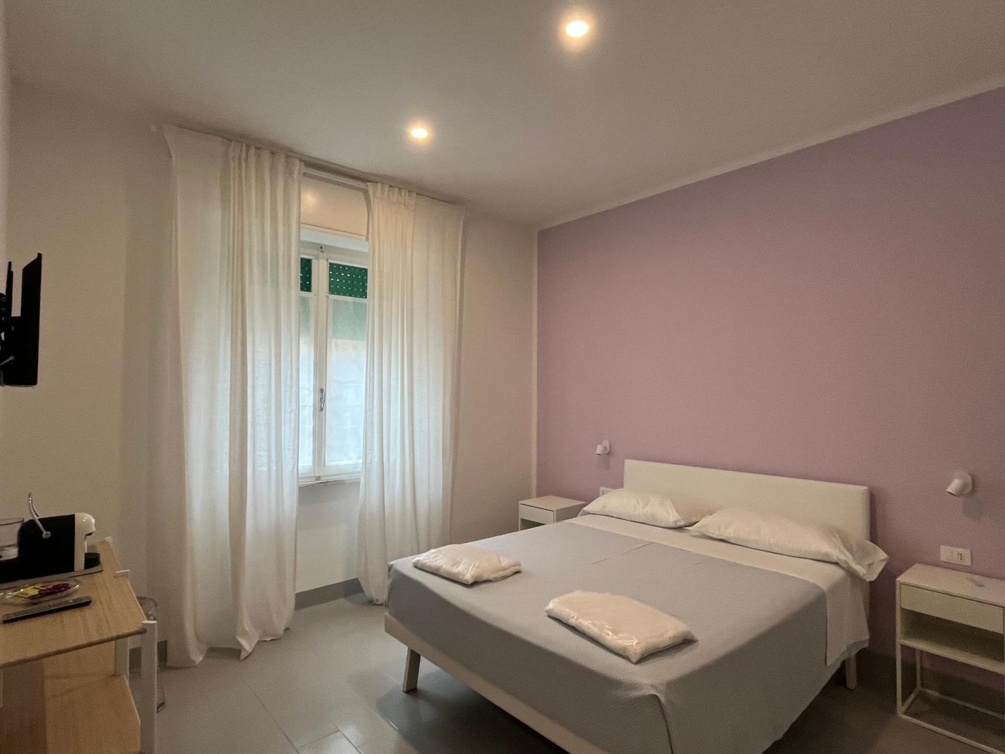 Bed And Coffee Rooms Portoferraio Bagian luar foto