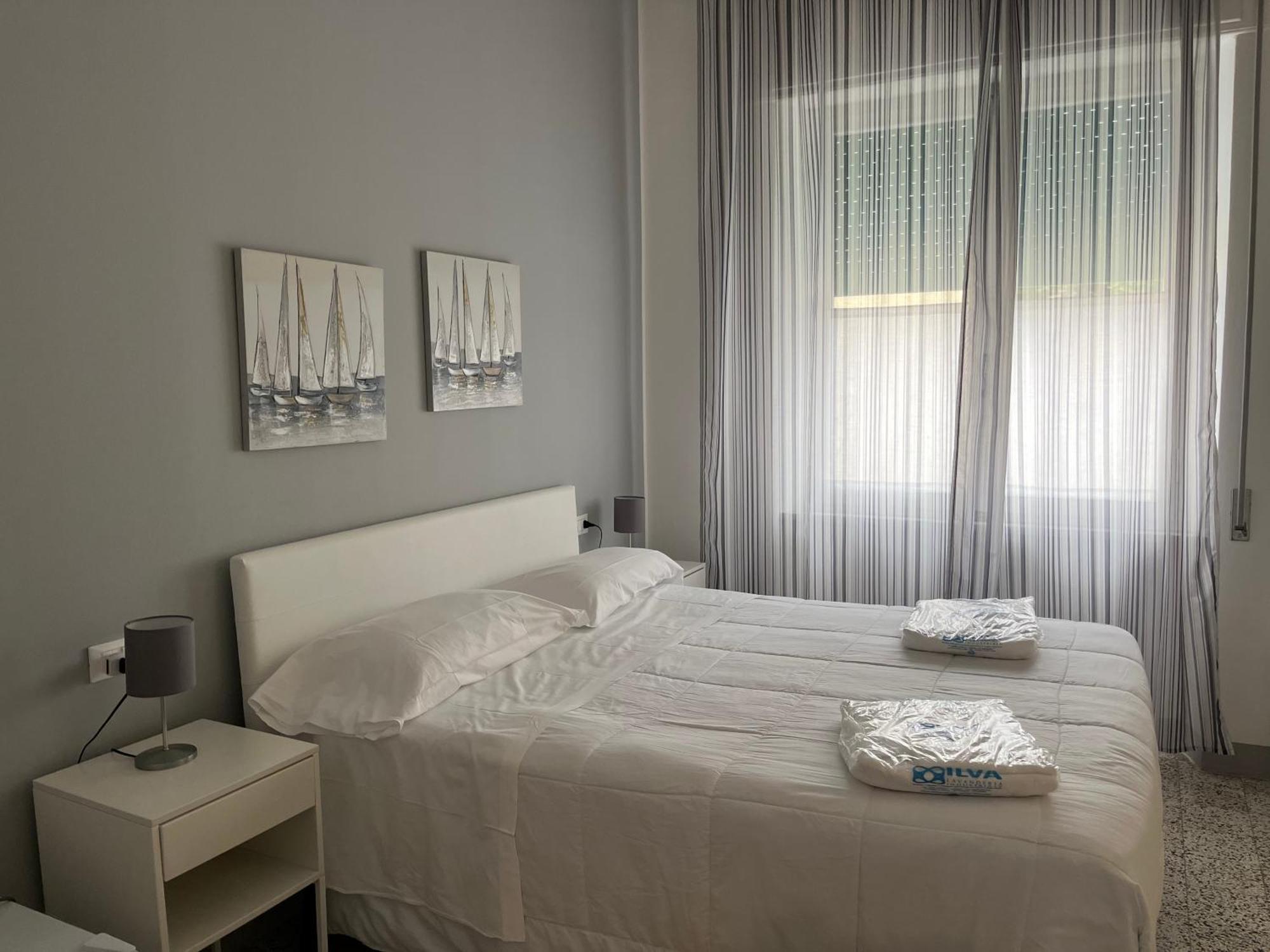 Bed And Coffee Rooms Portoferraio Bagian luar foto