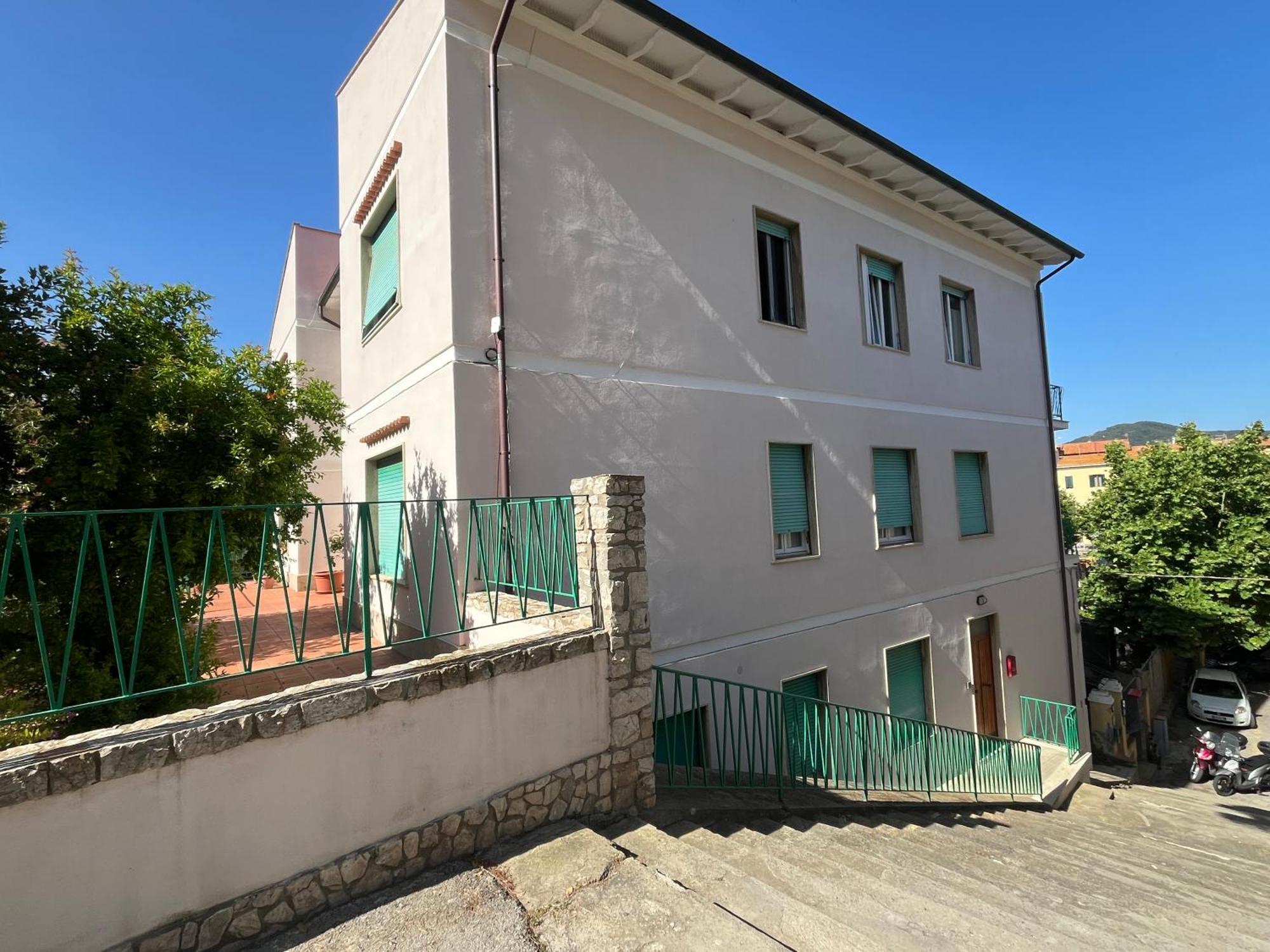 Bed And Coffee Rooms Portoferraio Bagian luar foto