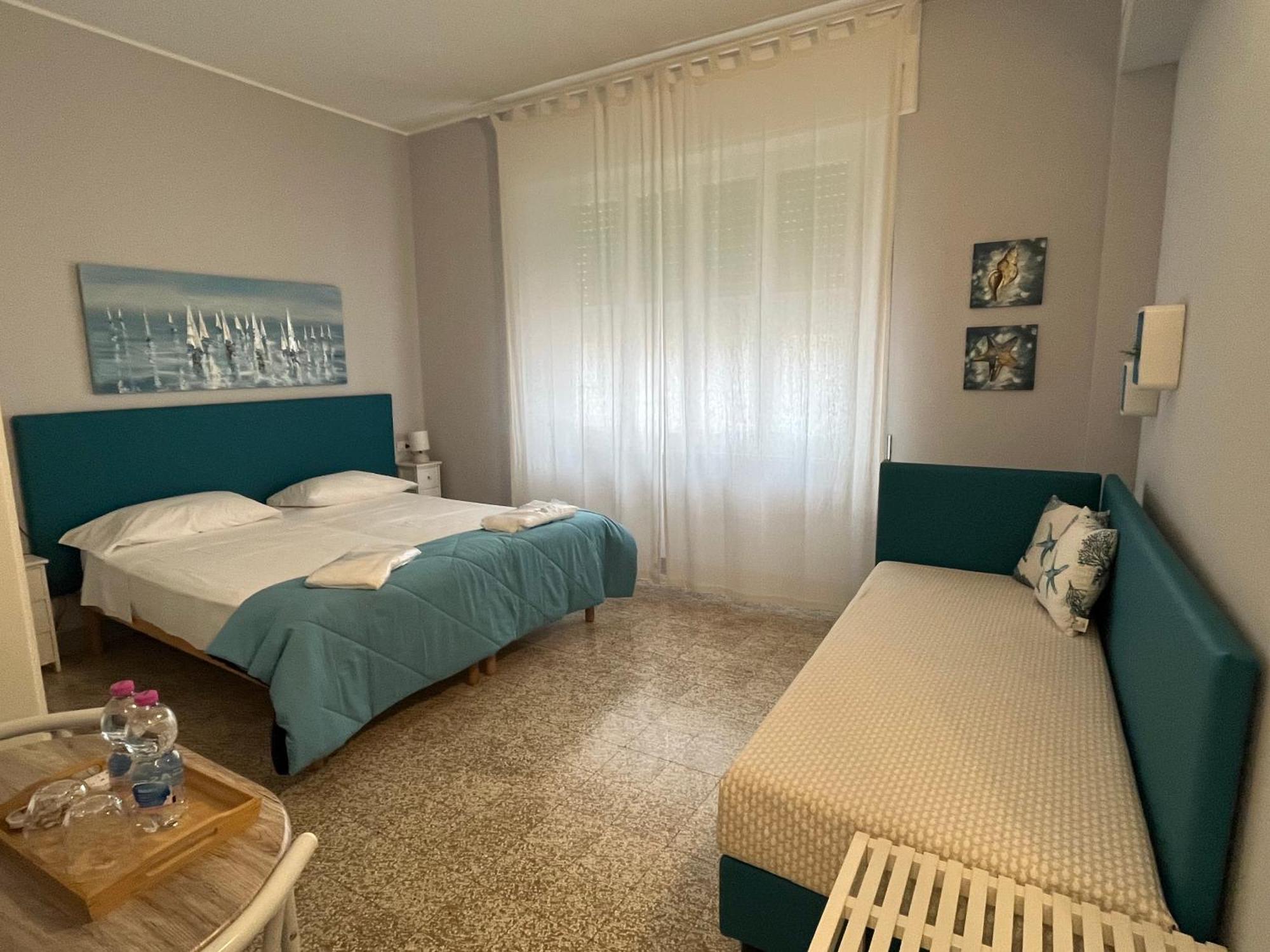 Bed And Coffee Rooms Portoferraio Bagian luar foto