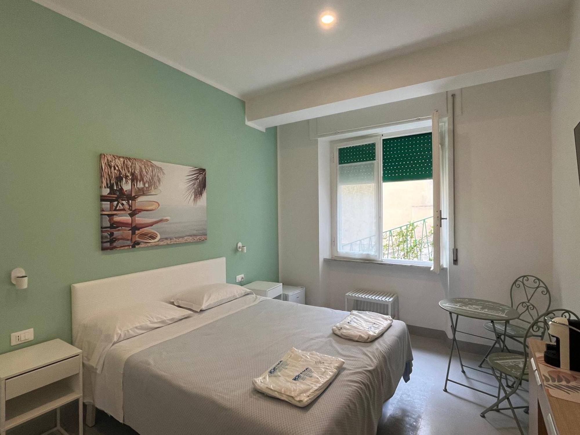 Bed And Coffee Rooms Portoferraio Bagian luar foto